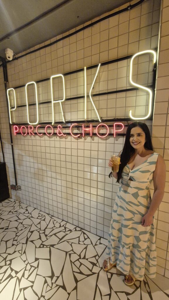 porks-praca-tiradentes-letreiro